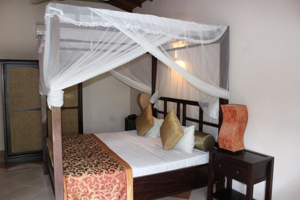 Hotel Bentota Village Exterior photo